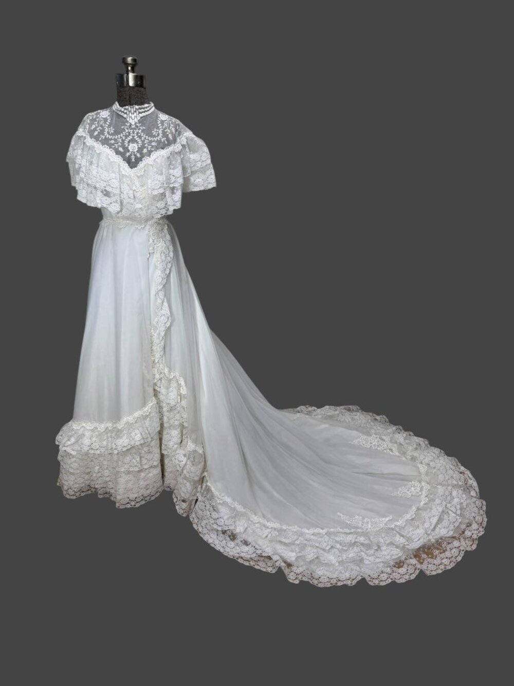 Vintage 1984 Alfred Angelo Bridallure wedding gown Victorian Revival with train